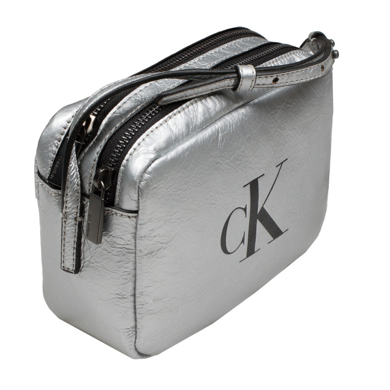 Calvin Klein kabelka moderní clutch silver stříbrná 